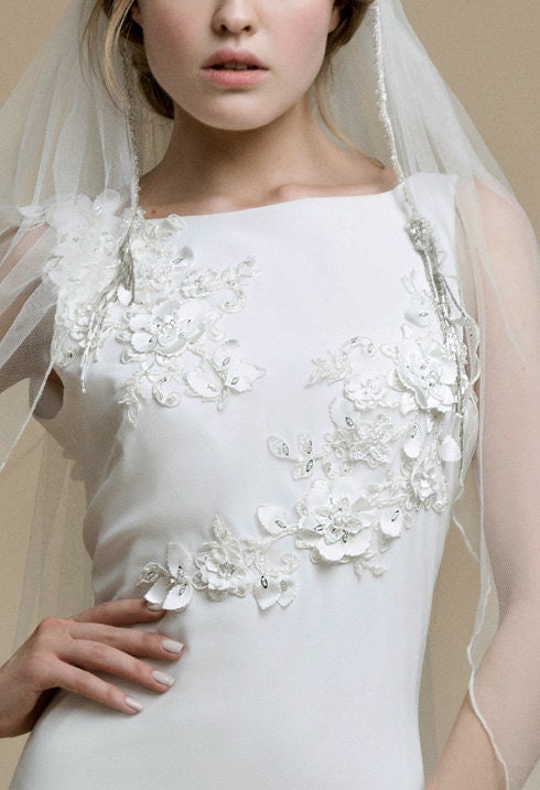Tight wedding dress/ Aiola
