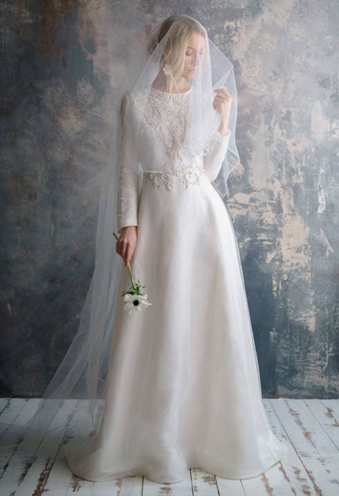 Cathedral wedding dress/ Lanika