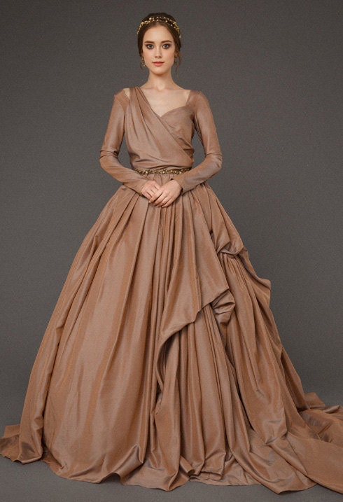Brown wedding dress / HESTIA
