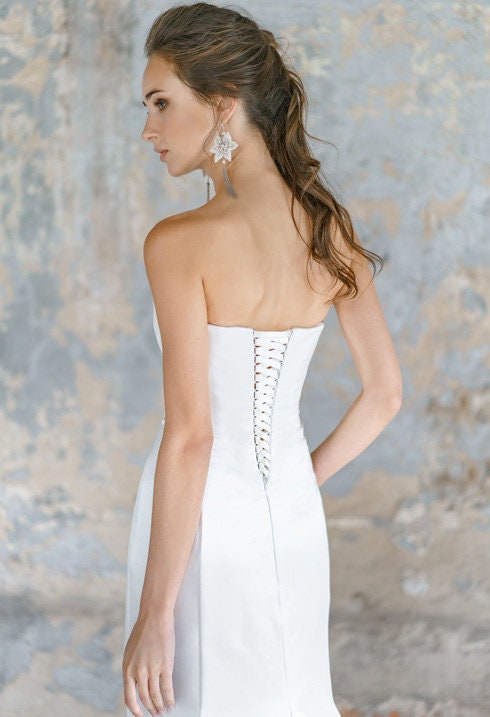 Mermaid wedding dress, lace-up graceful/ FLAVIA
