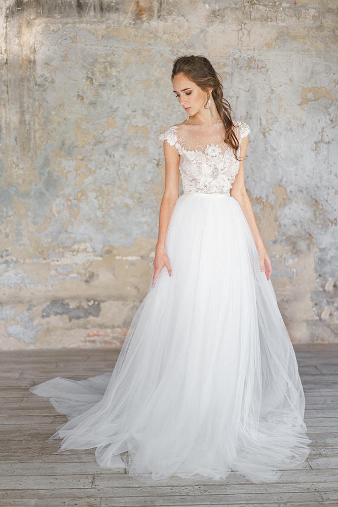 Lace wedding dress/ FLANIA