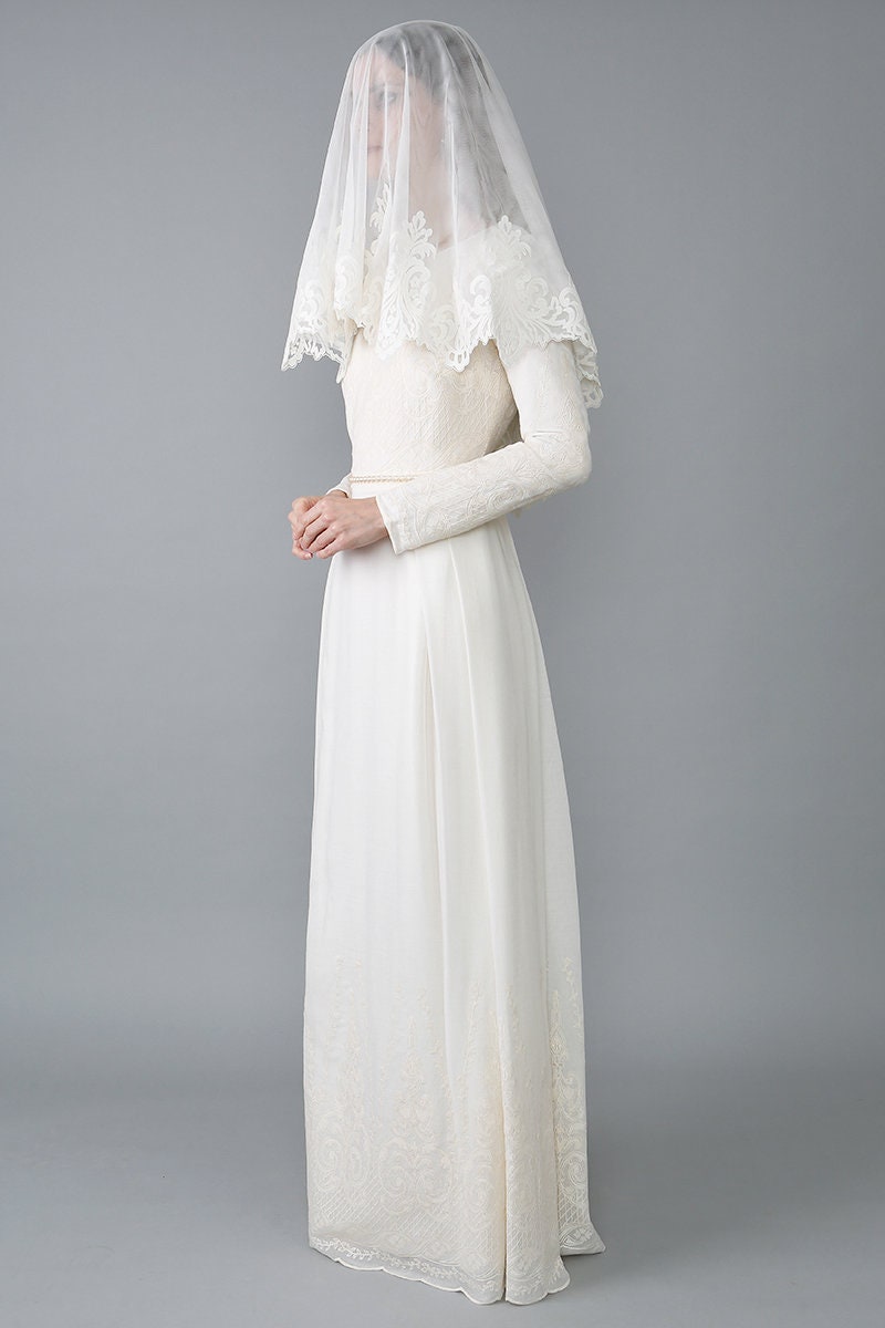 Modest wedding dress/Valensia