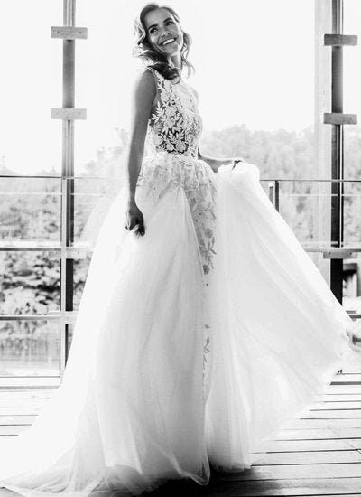 Lace wedding dress, hand embroidery